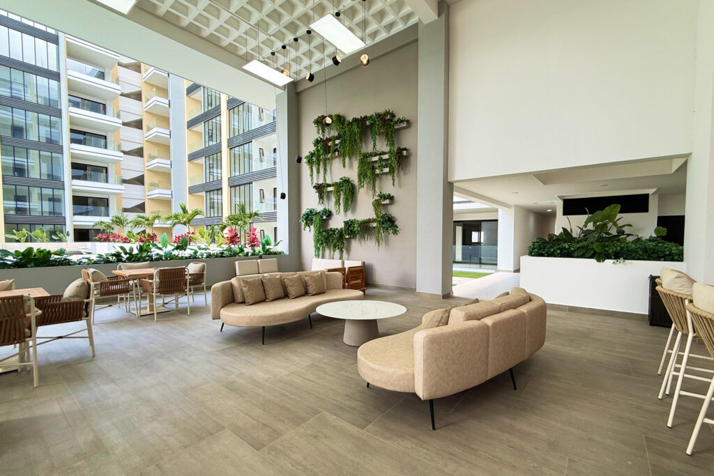 Salas Lounge